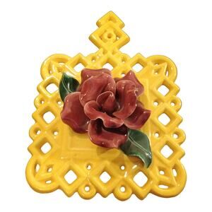 Vintage Hollywood Yellow Ceramic Trivit Red Rose Wall Pocket READ Description